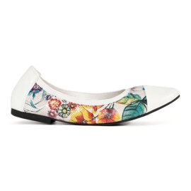 Goodin Bailarinas florales con puntera charol blanco