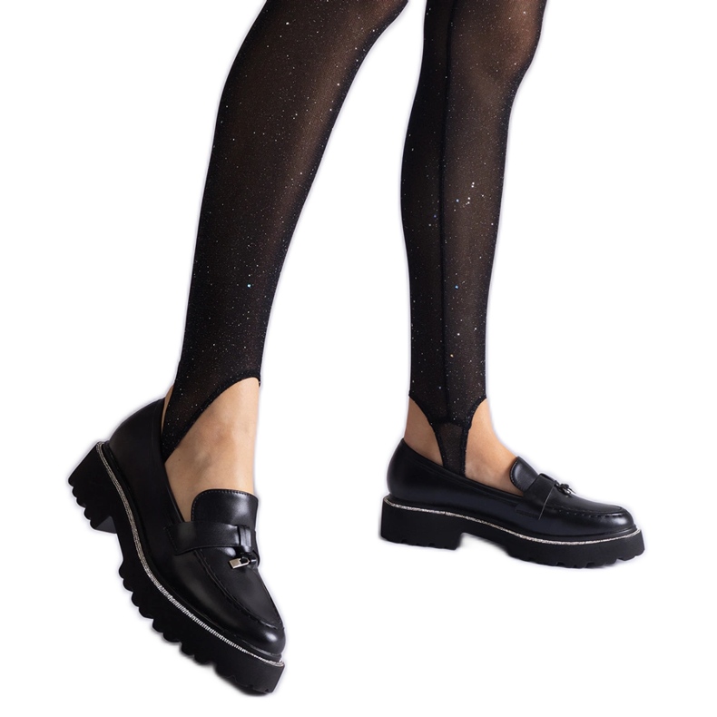 Mocasines negros con cuero ecológico con adorno Mocasines negros con cuero ecológico con adorno