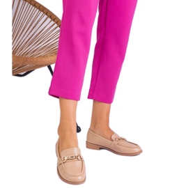 Mocasines para mujeres beige con decoración dorada y circones Mocasines para mujeres beige con decoración dorada y circones