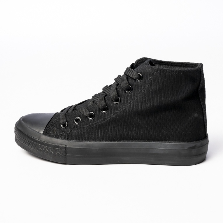 Zapatillas de deporte clásico de mujeres negras negro