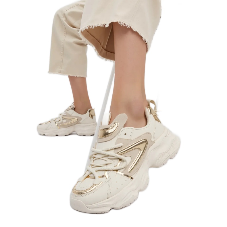 Zapatillas beige lumor femeninas