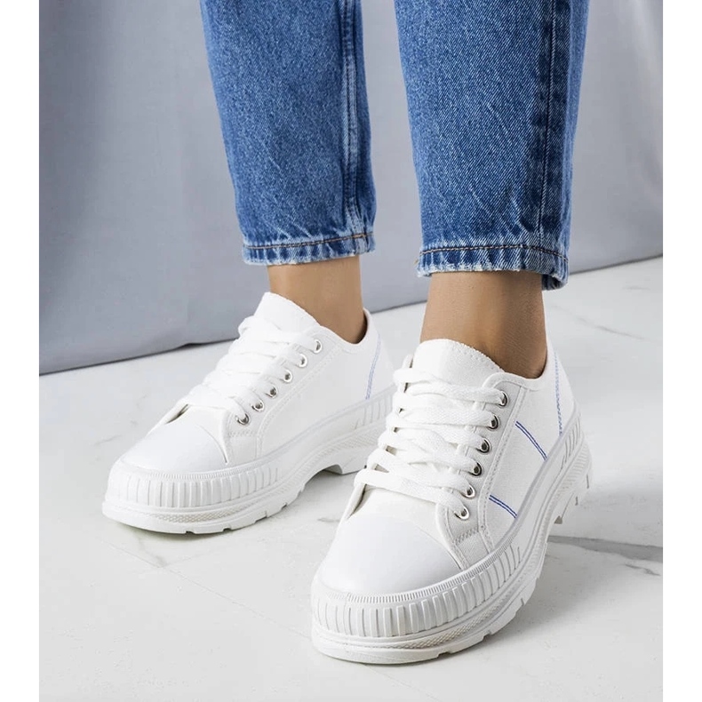 D/GMR Zapatillas blancas con plataforma de Nichole. blanco