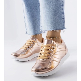 D/GMR zapatillas doradas Quessy