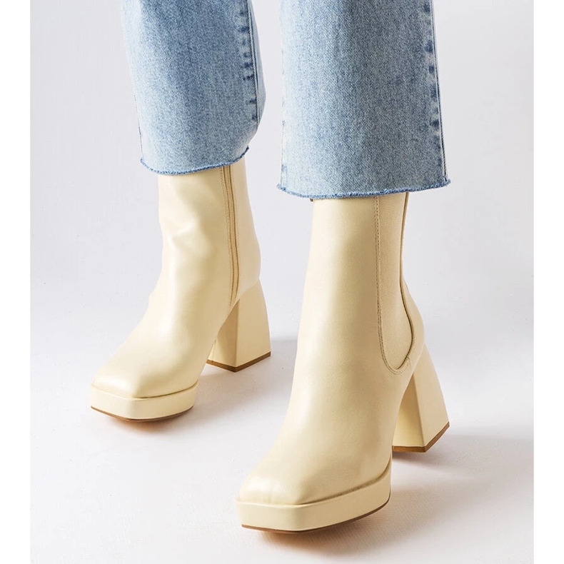 D/GMR Botas beige con tacón grueso de Watson