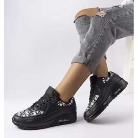 D/GMR Zapatillas negras con aplicación estampada de Brattiro negro