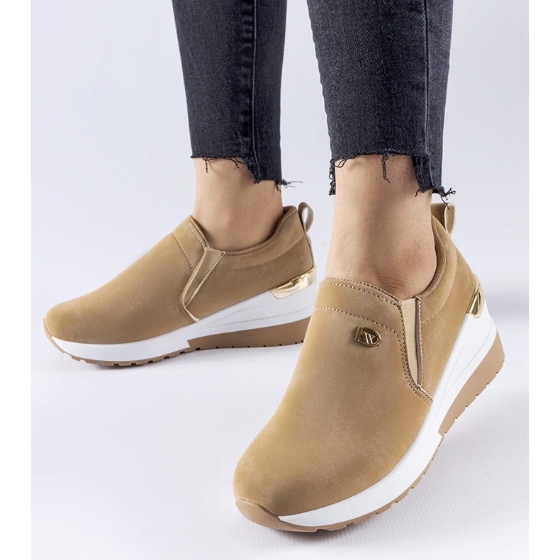 D/GMR Zapatillas con cuña Vitale beige oscuro