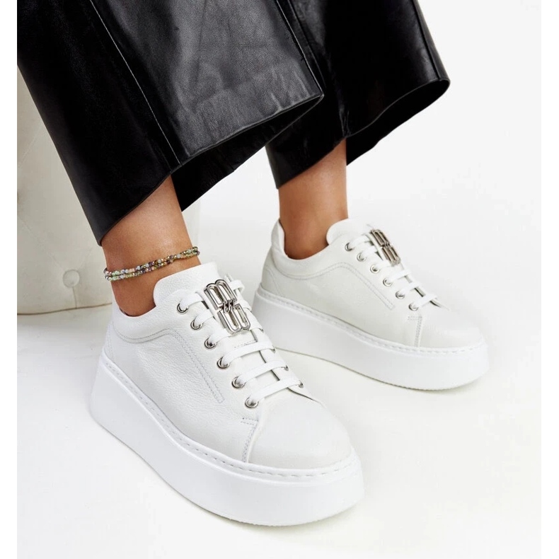 D/GMR Zapatillas Karino de piel blanca. blanco