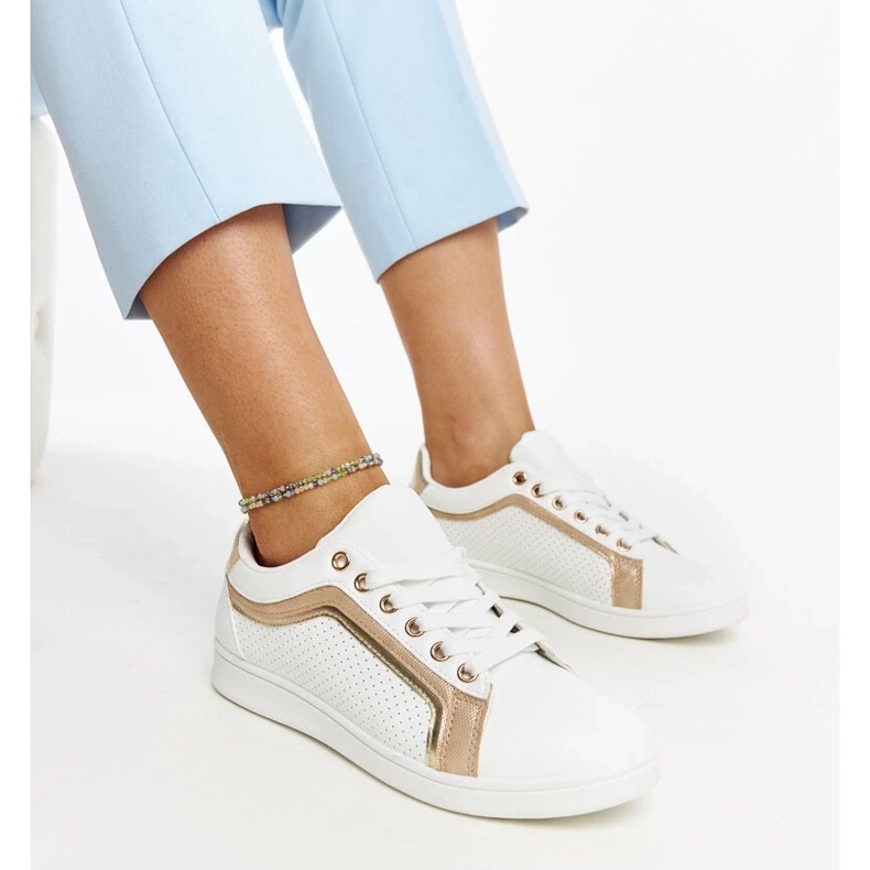 D/GMR Zapatillas Amala con plataforma blancas y doradas blanco