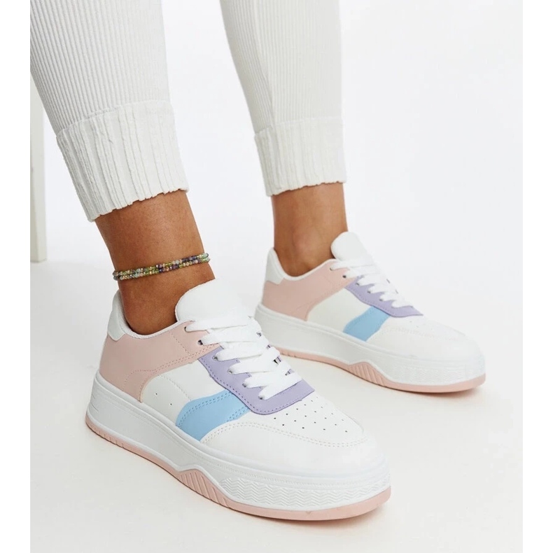 D/GMR Zapatillas blancas y rosas con suela Rafida más gruesa. rosado