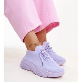 Zapatillas moradas con suela Kassi masiva. púrpura