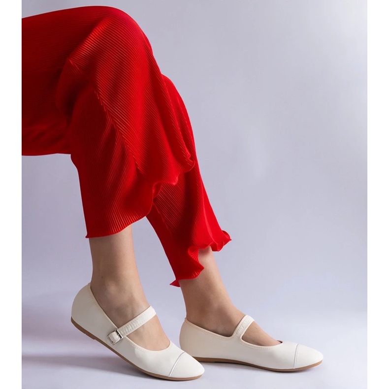 D/CEO Bailarinas blancas con acabado mate, cerradas con hebilla Longhola blanco