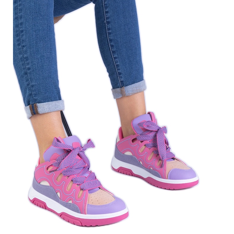 Zapatillas de zapatillas para mujeres rosadas con cordones decorativos rosado