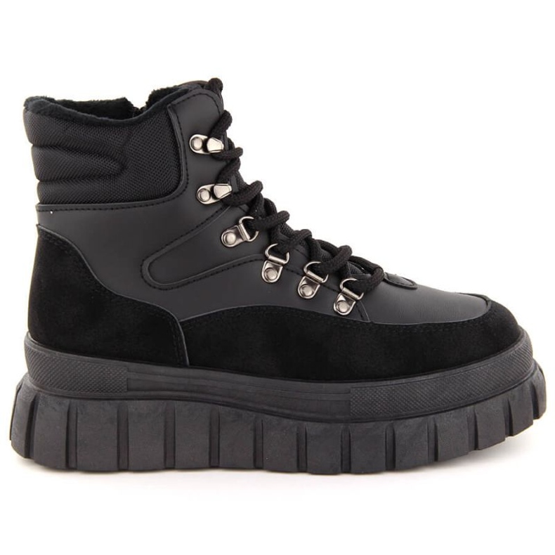 News Trapers en la plataforma de noticias en Eve450A negro