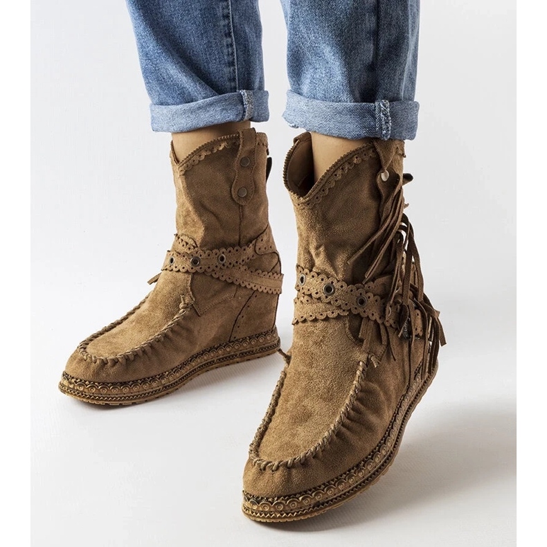 D/CEO Botas con cuña en marrón oscuro de Teodata D/CEO Botas con cuña en marrón oscuro de Teodata