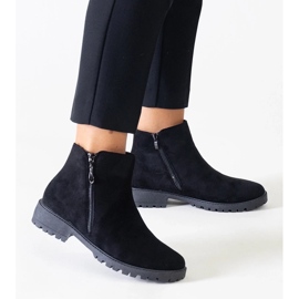 D/CEO Botines negros con inserciones metálicas, ante ecológico Branda D/CEO Botines negros con inserciones metálicas, ante ecológico Branda