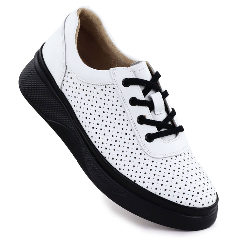 Zapatos de cuero a mano para mujeres en la plataforma White Vinceza 79506 blanco