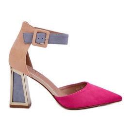 Sandalias en el poste con los dedos puntiagudos fucsia rosado