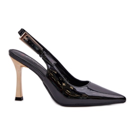 Tacones altos barnizados con un talón abierto y dedos puntiagudos negro