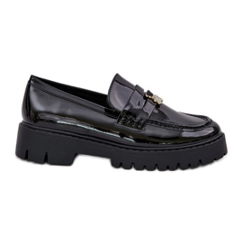 Mocasines de mujer pintados con alfileres negros Mocasines de mujer pintados con alfileres negros