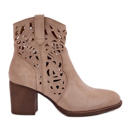 Jezzi Botas abiertas en los tacones de la barra beige