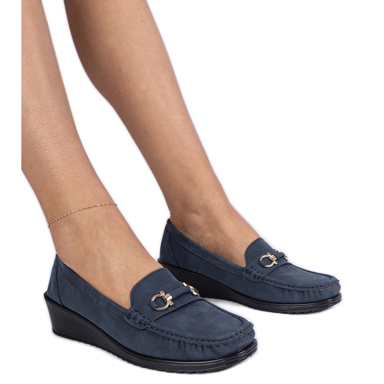 Wedge de mujeres de la Marina Mandes con un acabado mate azul
