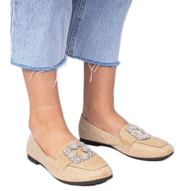 Mocasines dorados con circones