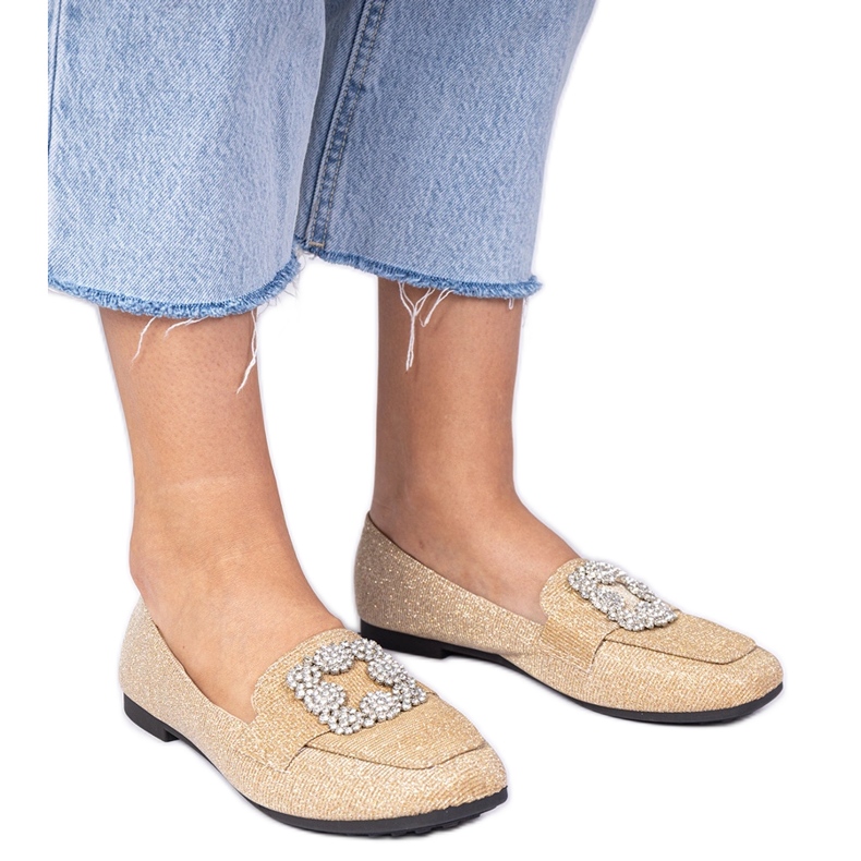 Mocasines dorados con circones Mocasines dorados con circones