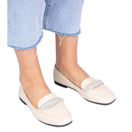 Mocasines para mujeres beige con circones