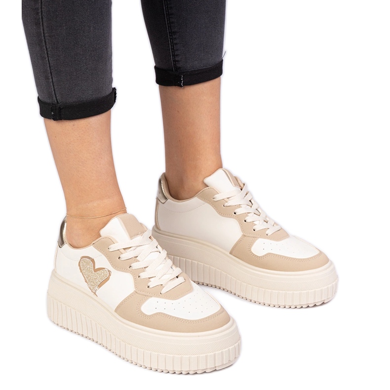 Zapatillas de deporte para mujeres marrones con corazón brocado marrón
