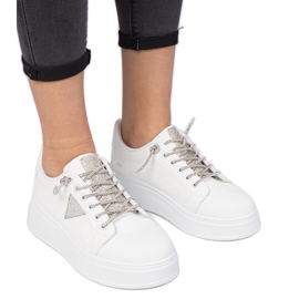 Zapatillas de deporte blancas con circones plateados blanco