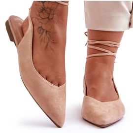 Ballerinas beige-desnudas de beige de gamuza femenina Ballerinas beige-desnudas de beige de gamuza femenina