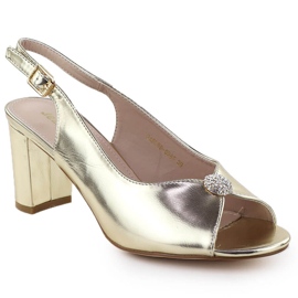 Sandalias femeninas en el Jezzi Golden Metálico Post 6985 dorado