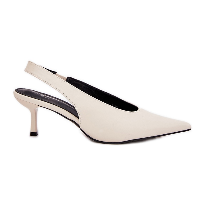 Tacones altos con un ecru ecru ecru al aire libre blanco