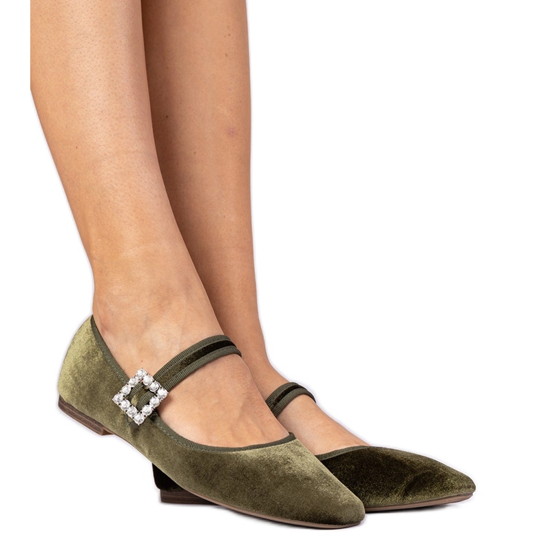 Ballerinas de terciopelo de mujeres verdes con hebilla