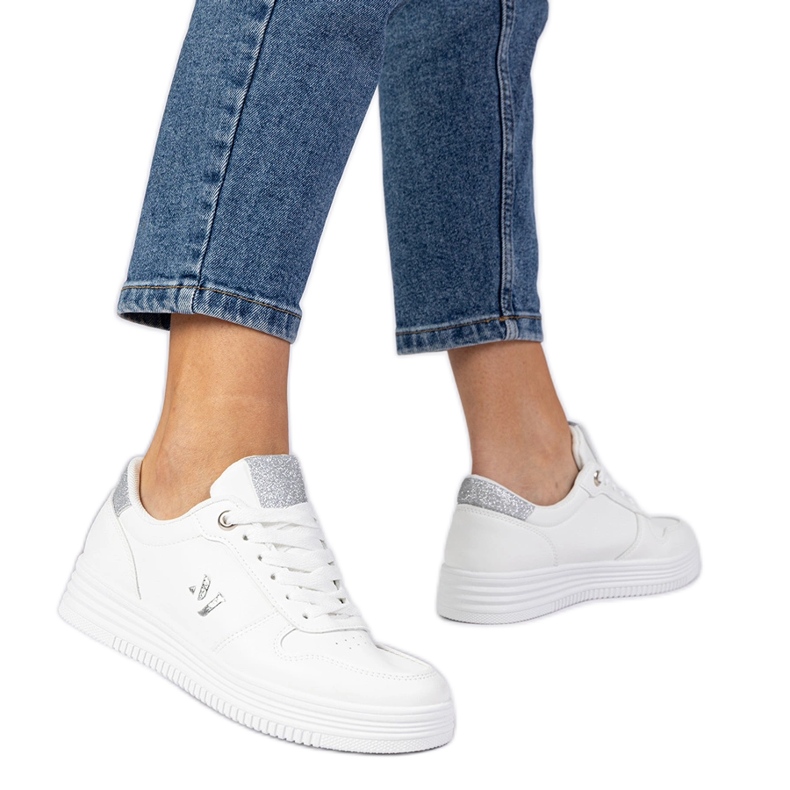 Zapatillas blancas para mujeres con brillo plateado blanco
