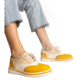 Zapatos de Oxford clásico amarillo