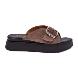 Flip fallas de gamuza para mujeres con una hebilla en la plataforma Zazoo 3019 Brown marrón