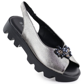 Sandalias para mujeres en la plataforma Potocki de plata metálica perforada SZ12610