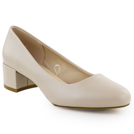 Bombas en el Begio Sergio Leone PB291 beige
