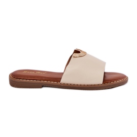Zapatillas para mujeres de cuero ecológica con detalles decorativos beige