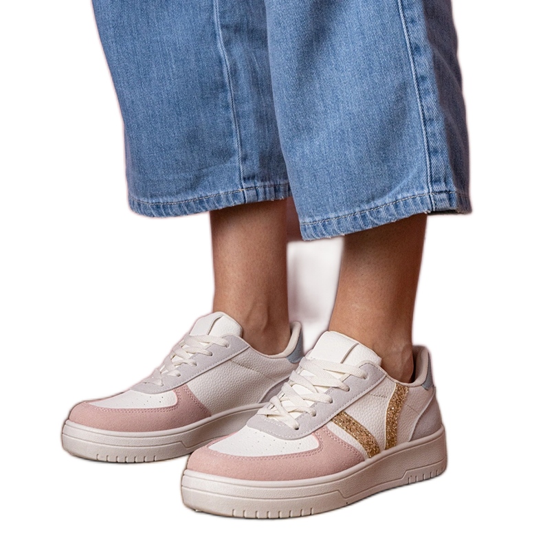 Zapatillas de zapatillas multicolores decoradas con brillo blanco
