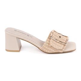 Goodin Zapatillas beige de tweed en la publicación