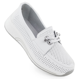 Zapatos de cuero a puertas para mujeres Artiker blanco 56C2101