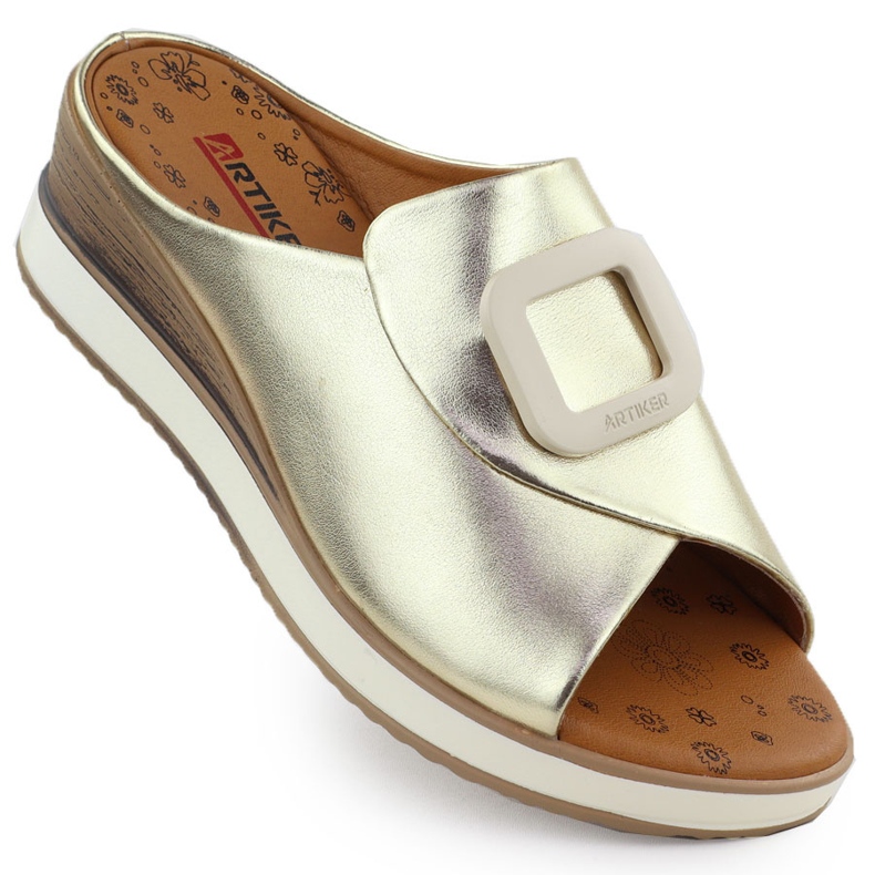 Cuñas de cuero matelic dorado artiker 56c2146
