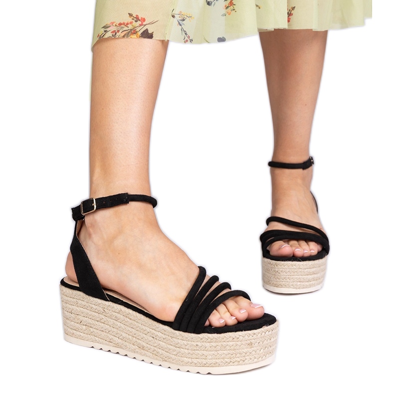 Sandalias alpargatas negras en la plataforma negro Sandalias alpargatas negras en la plataforma negro