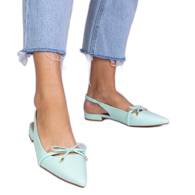 Tacones planos de menta con arco verde