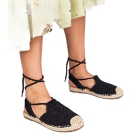 Sandalias de alpargrilles con cañón negro plano Sandalias de alpargrilles con cañón negro plano