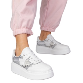 Zapatillas blancas con brillo blanco
