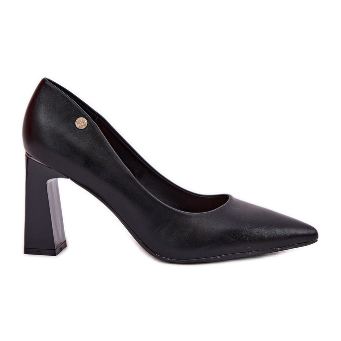 Bombas elegantes en el soporte negro Vinceza 62221
