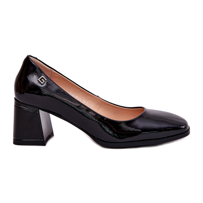Bombas para mujeres lacadas en cuero en el Vinceza 91130 Black Post negro